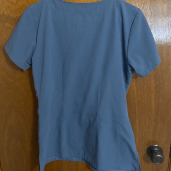 Greys anatomy scrub top - Picture 3 of 3